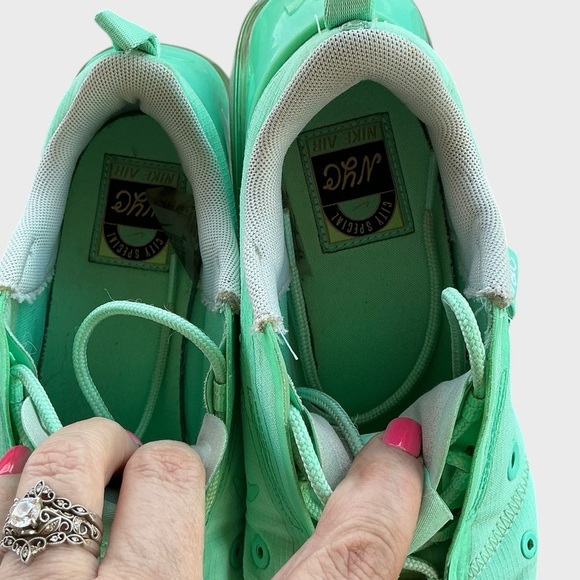 Nike Air Max Up City Special NYC Lady Liberty 2021 DH0154-300 - Picture 9 of 15